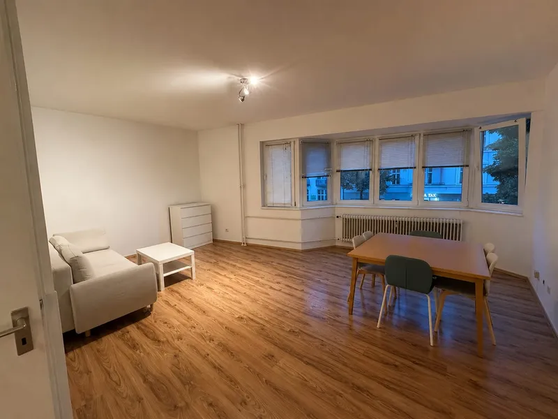 Voll möblierte 2-Zimmer-Wohnung (66 m²) in Berlin-Charlottenburg — photo 1